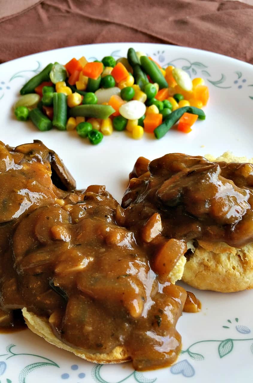 old 2015 photo of my vegan mushroom gravy