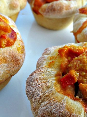 pizza muffins