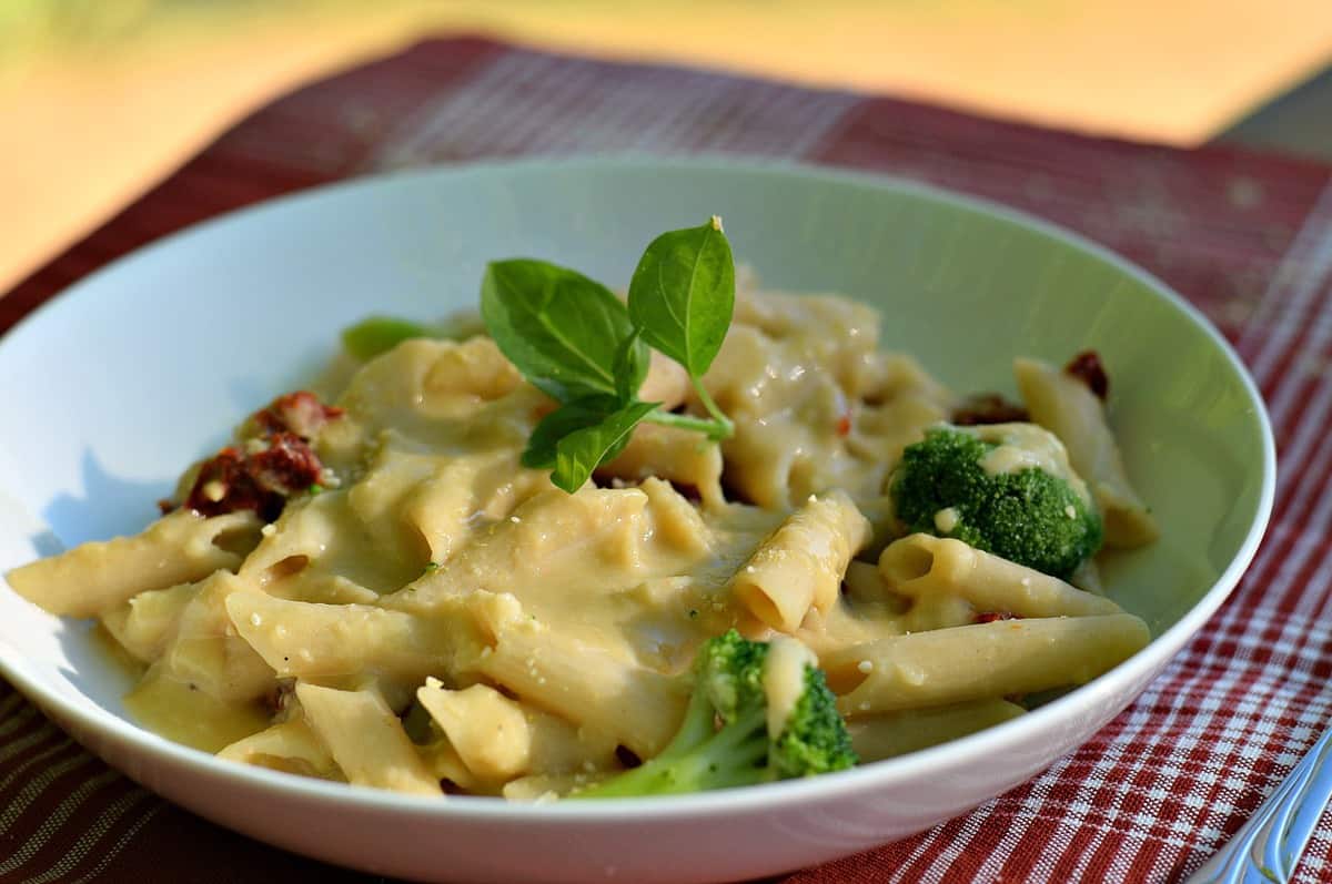 vegan garlic alfredo