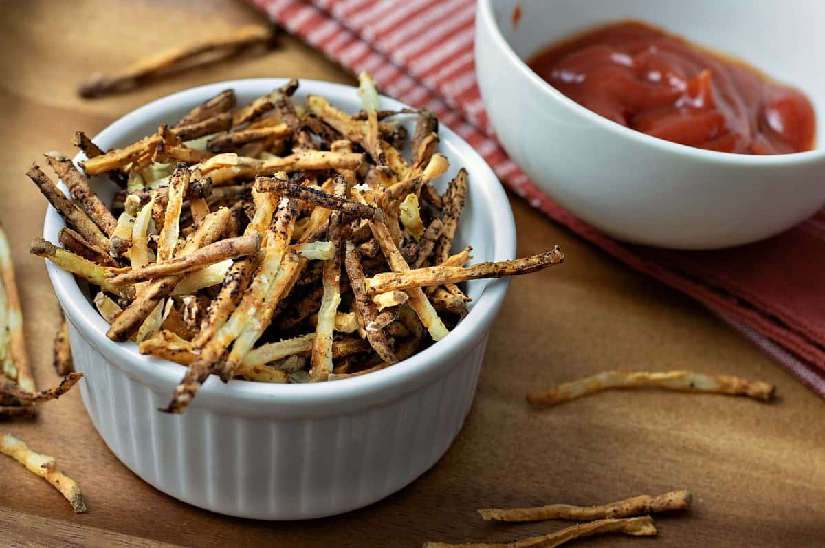 https://www.brandnewvegan.com/wp-content/uploads/2019/04/fat-free-potato-sticks-h.jpg