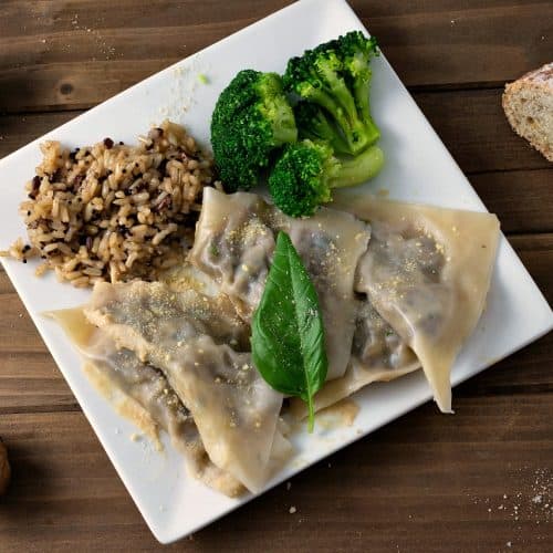 Mushroom Ravioli with Garlic Alfredo Sauce Brand New Vegan