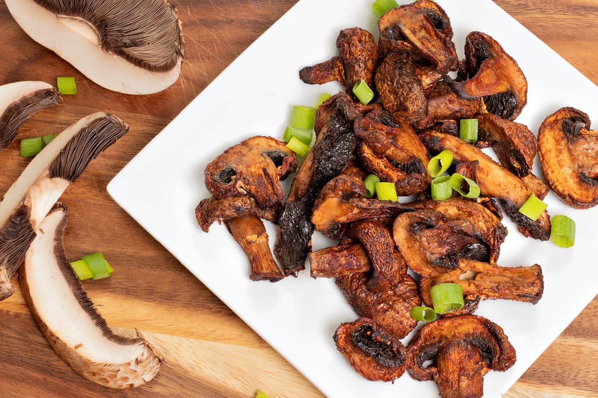 Air Fryer Mushrooms Recipe (Easy & Crispy)