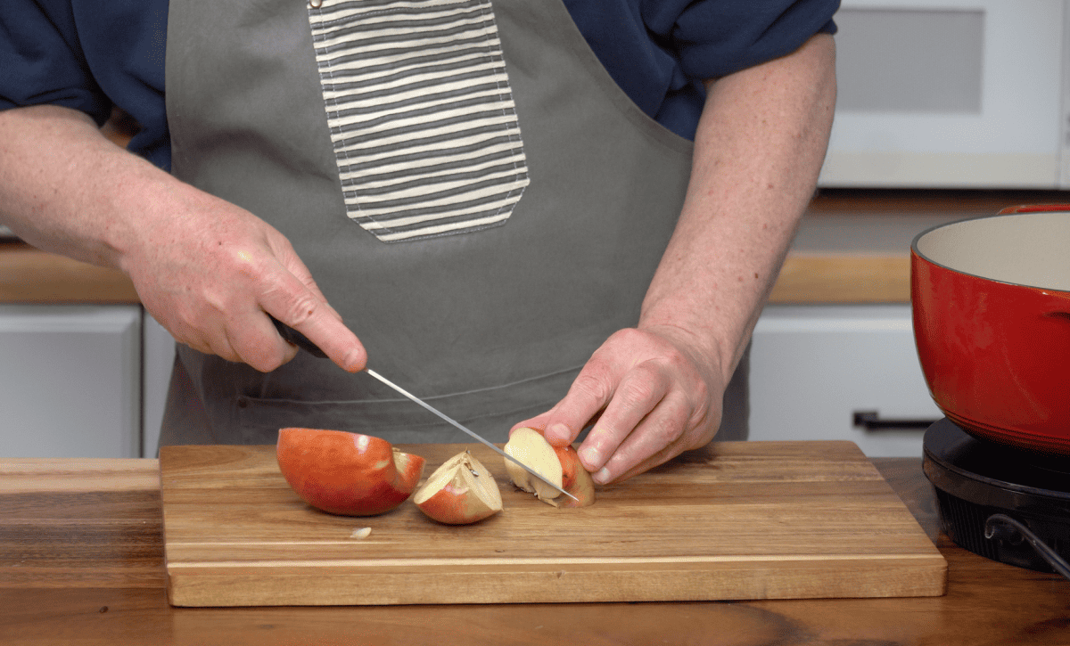 coring apples for braised red cabbage recipe