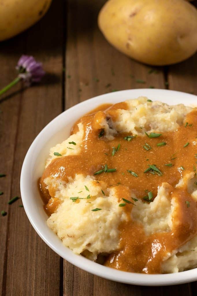 vegan garlic mashed potatoes