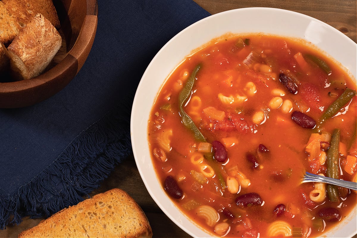 hearty minestrone soup