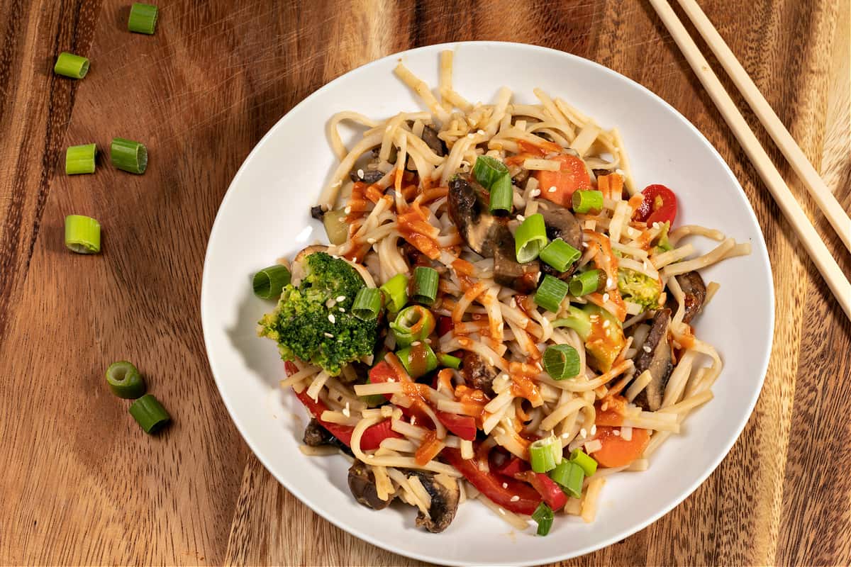 Easy Vegan Peanut Noodles - Brand New Vegan